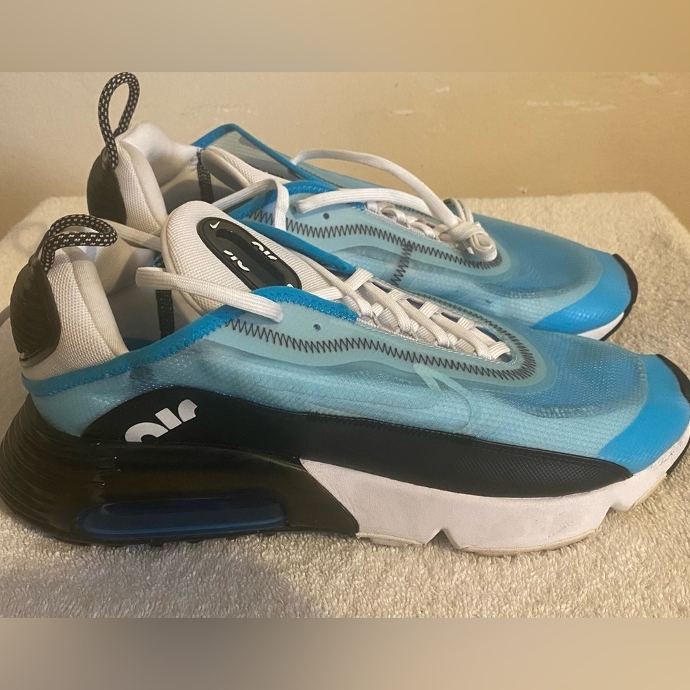 Mens 12 Nike Air Max 2090 Laser Blue/White-Black CT1091 400